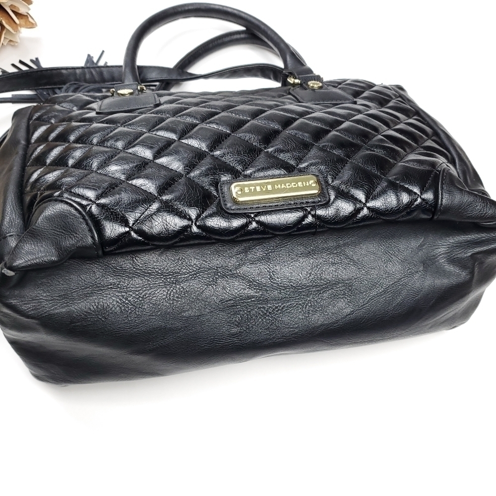 Steve Madden Black Hobo Shoulder Handbag With Gold Detailing - Picture 6 of 16